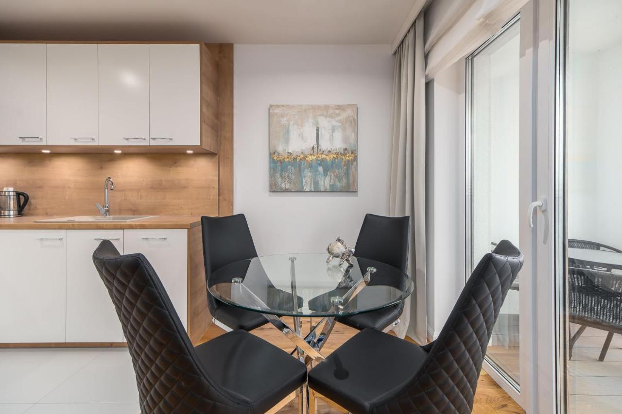 Apart111 Apartament Rodzinny 3 Pokoje - 2 Sypialnie- Sauna, Silownia Kolobřeh Exteriér fotografie