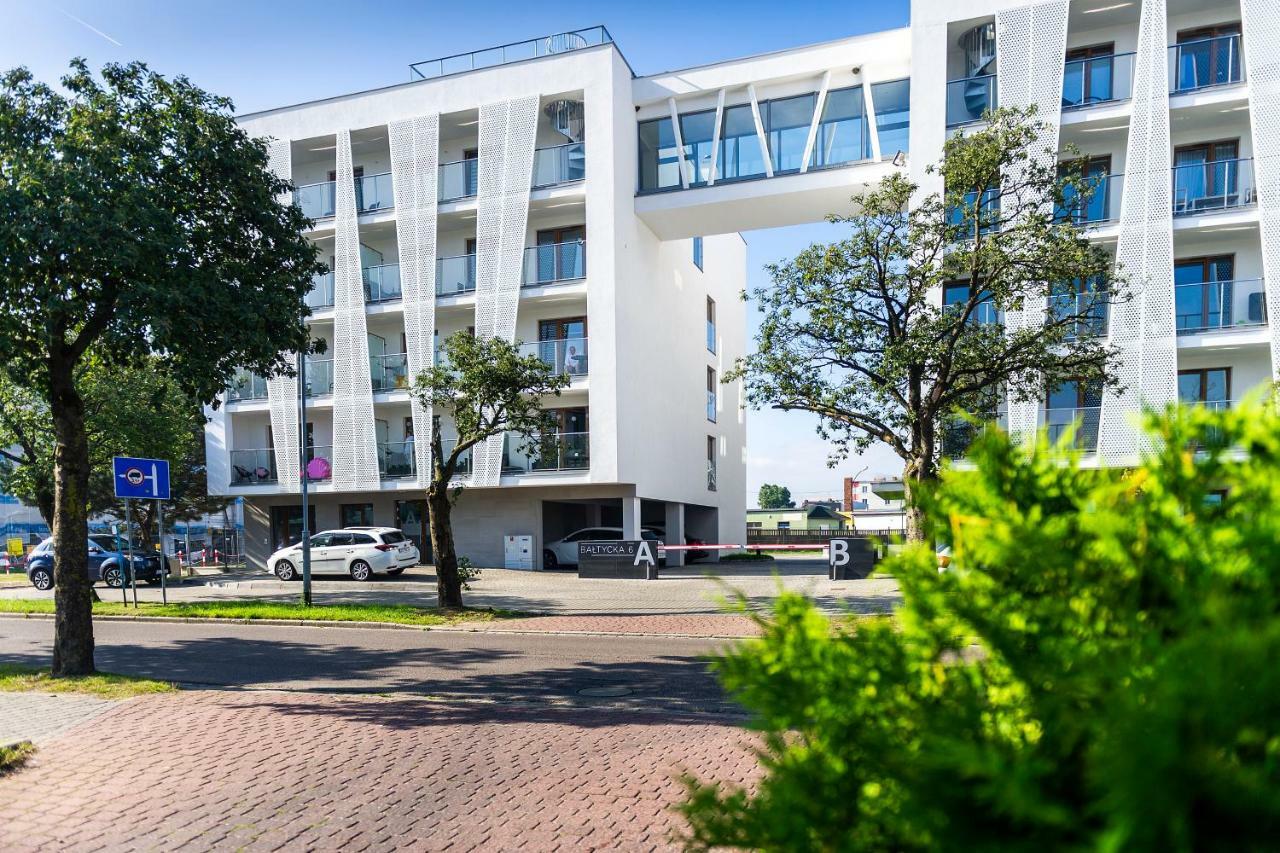 Apart111 Apartament Rodzinny 3 Pokoje - 2 Sypialnie- Sauna, Silownia Kolobřeh Exteriér fotografie